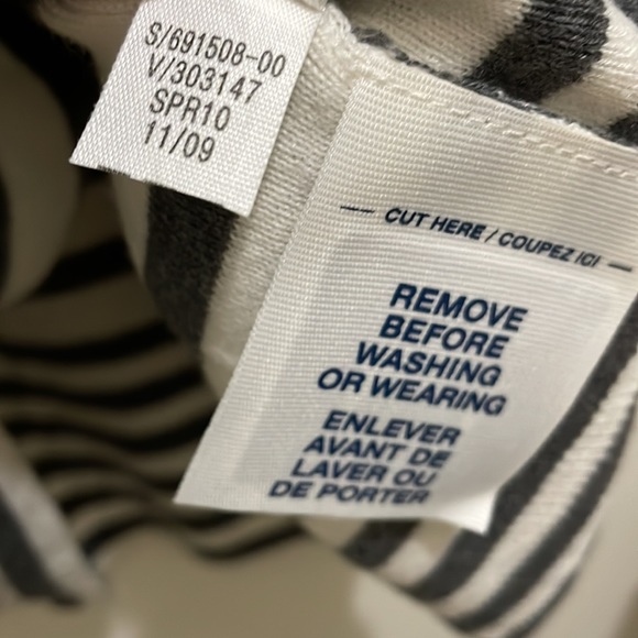 Gap v neck striped sweater (sz l) - Picture 10 of 12